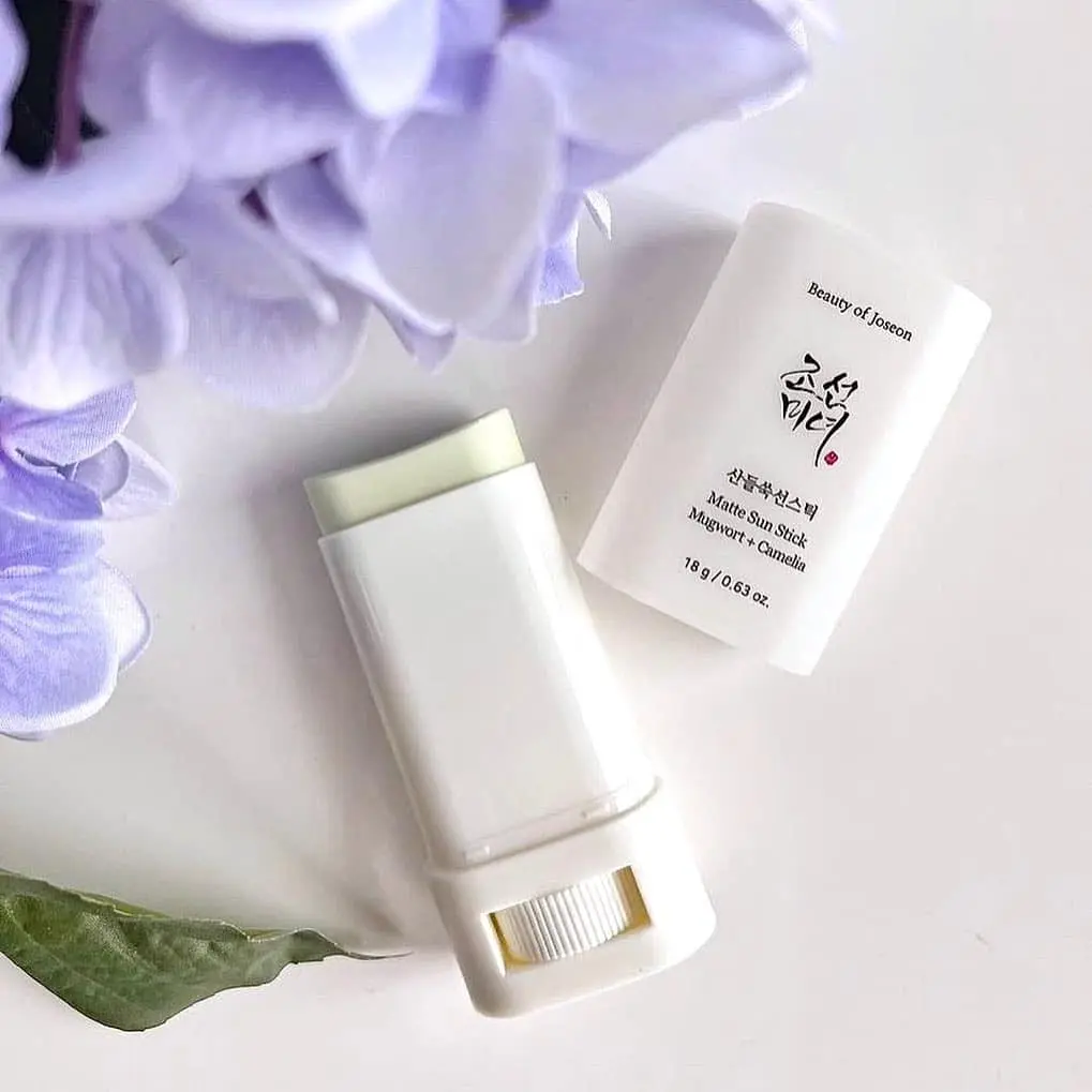 ضدآفتاب استیکی مناسب پوست چرب بیوتی اف جوسان SPF50