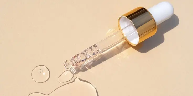 تغذیه عمیق پوست با استفاده از بهترین سرم آبرسان صورت