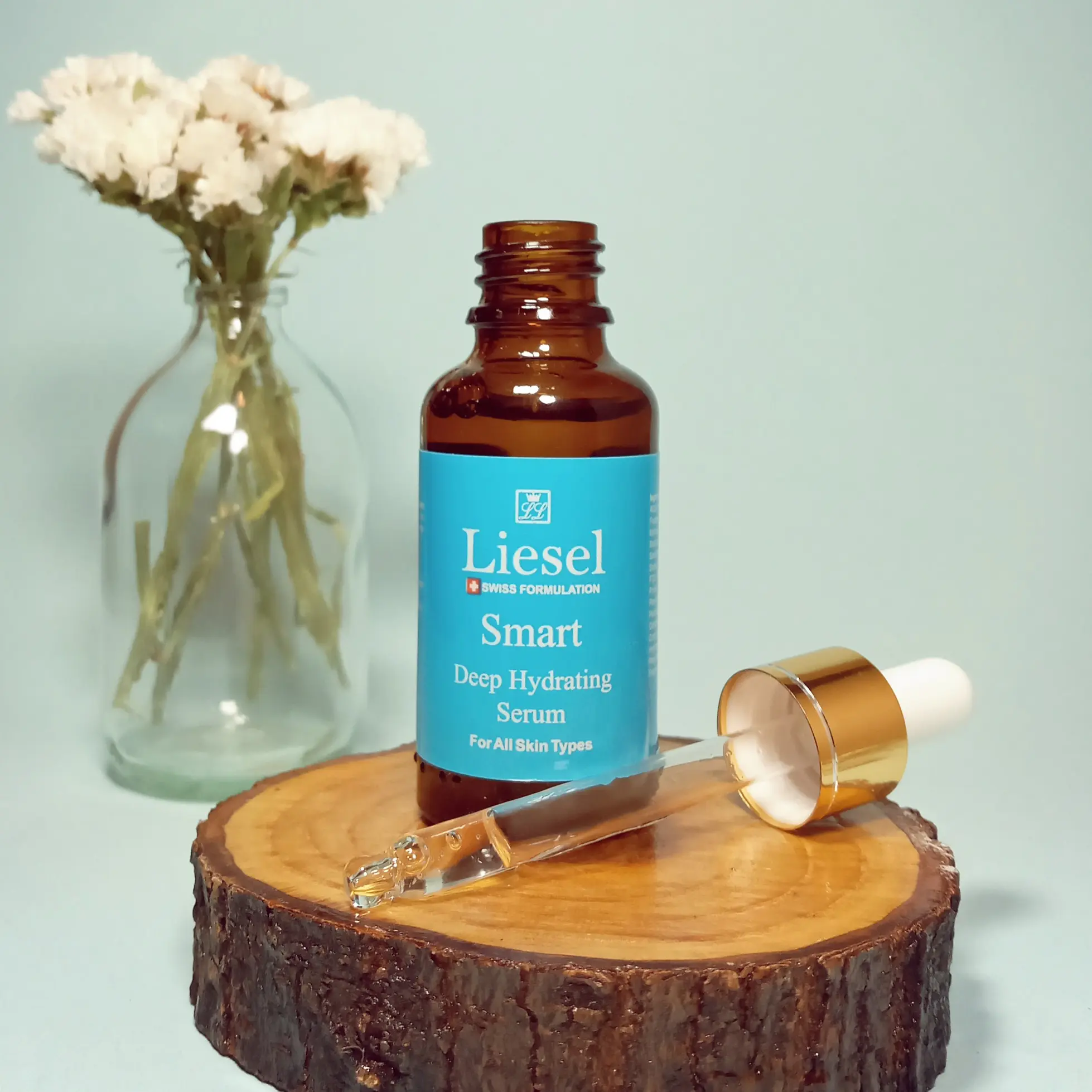 تغذیه عمیق پوست با استفاده از بهترین سرم آبرسان صورت